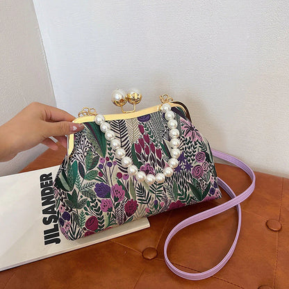 Floral Shell-Shaped Shoulder Bag – Elegant Design, Versatile Chain Strap, Spacious & Stylish