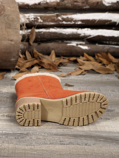 Meleg, plüss velúr hótaposó vastag sarokkal, vádliközépig érő