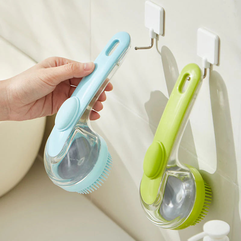 🛁🐾 Háziállat-fürdető kefe szappanadagolóval – Hosszú nyél, hajolás nélkül, puha és hatékony, könnyű fürdetés otthon 🧼✨