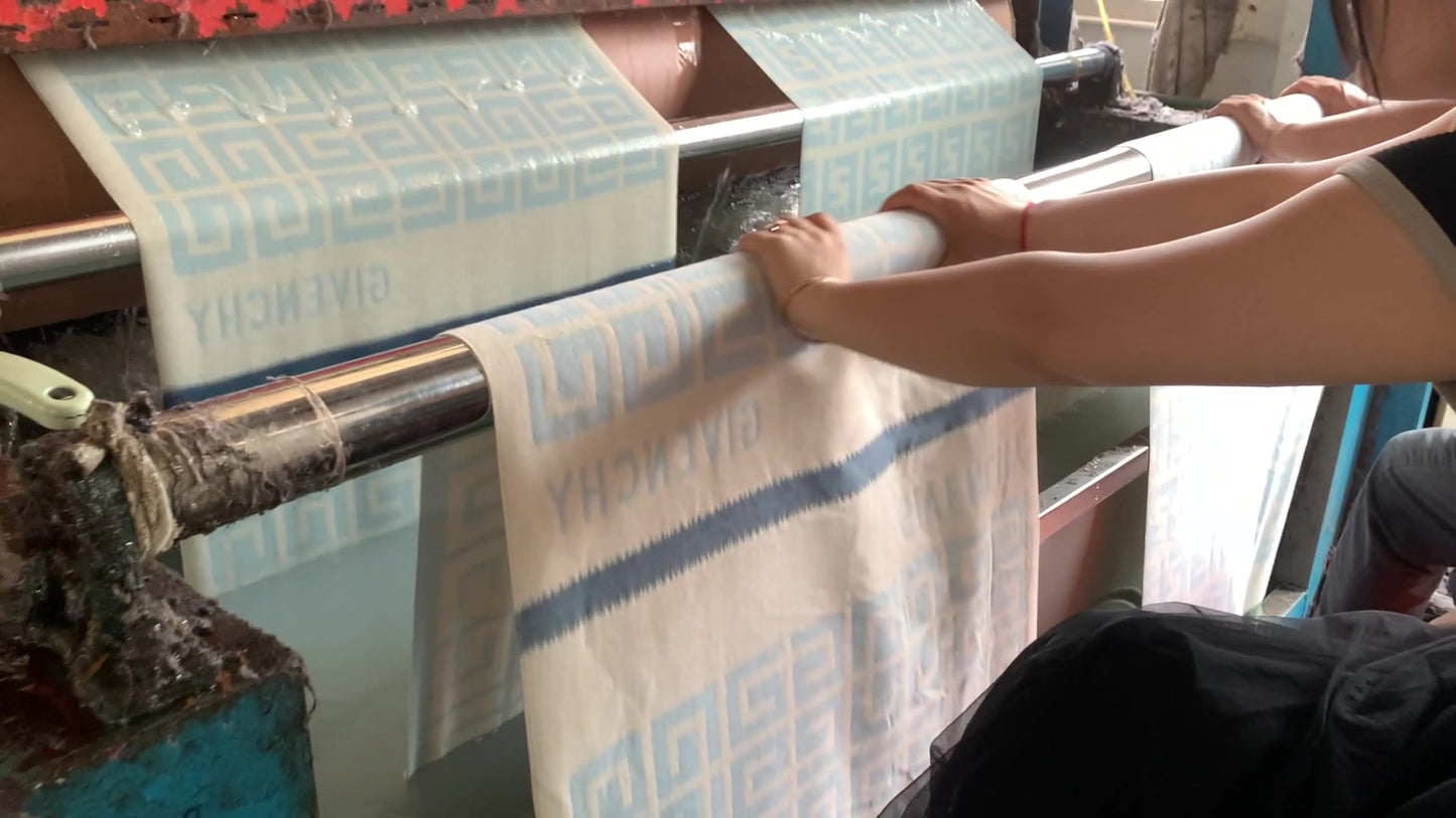 Egyszínű gyapjú női meleg sál