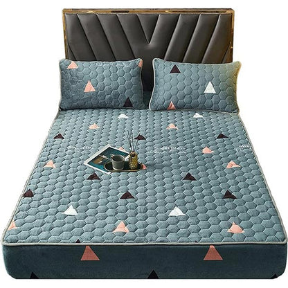 Puha és elegáns ágyneműgarnitúra (matrachuzat + 2x párnahuzat) | VELVETLUX