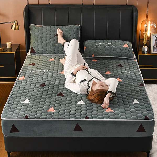 Puha és elegáns ágyneműgarnitúra (matrachuzat + 2x párnahuzat) | VELVETLUX