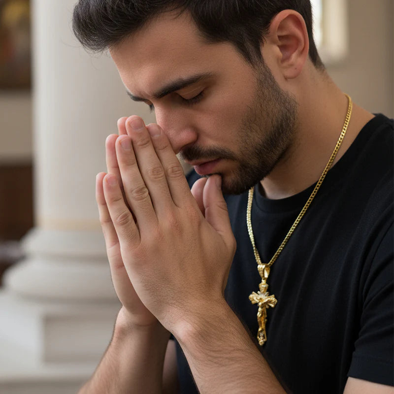 Nyaklánc Jézust ábrázoló medállal