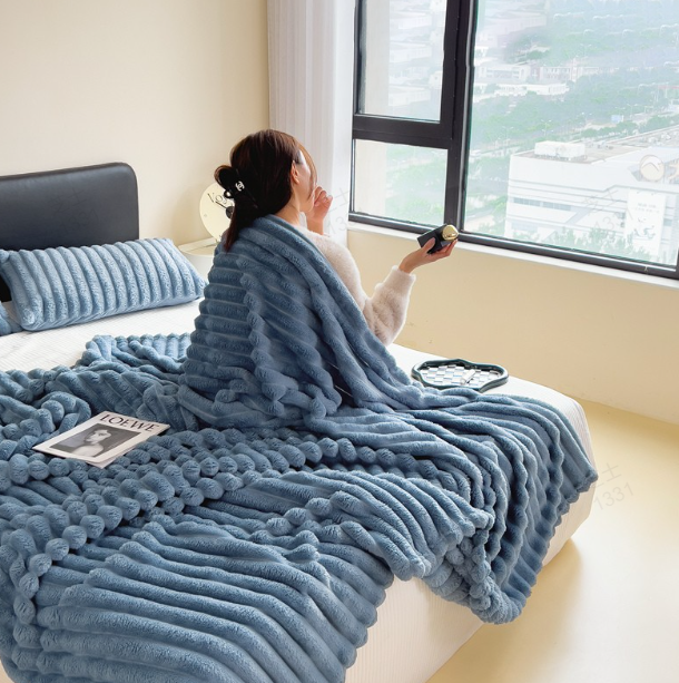 🛏️Sűrű nyúl plüss és tejbársony huzatú takaró