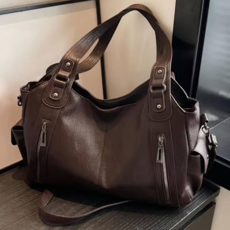 👜NAGY KAPACITÁSÚ PUNK TÁSKA